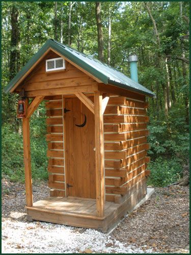 Outhouse -- This is what I want for the cabin. How about a little bigger for a sauna? Building An Outhouse, Outhouse Plans, Outhouse Bathroom, Outside Toilet, Out Houses, Composting Toilets, Outdoor Toilet, Shed Plan, Composting Toilet