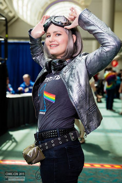 San Diego Comic Con 2015 Cosplay | by Manny Llanura Hipster Princess Costume, Quicksilver Cosplay, Best Mens Costumes, Comicon Costume, Simple Comic, Comic Book Costumes, Comic Con Outfits, Xmen Cosplay, Easy Cosplay Ideas