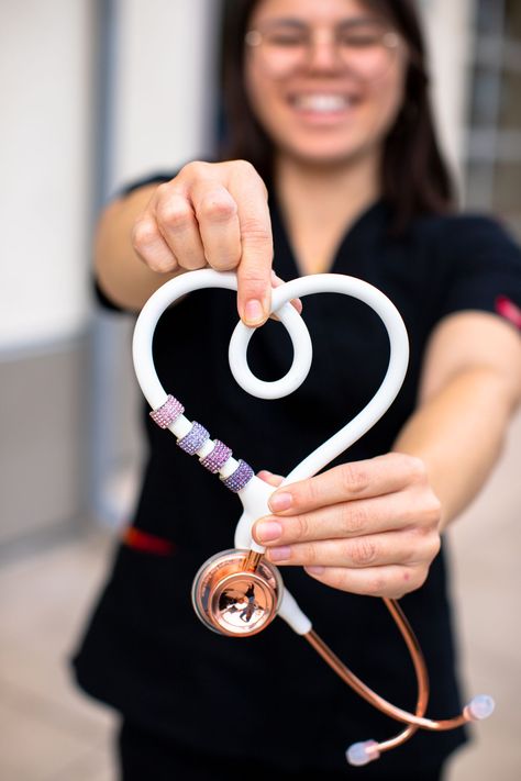 Stethoscope Pictures, Stethoscope Photoshoot, Doctor With Stethoscope, Heart And Stethoscope, Custom Stethoscope, Men Graduation Outfit, Nursing School Graduation Pictures, Pinning Ceremony Nurse, Nurse Pics