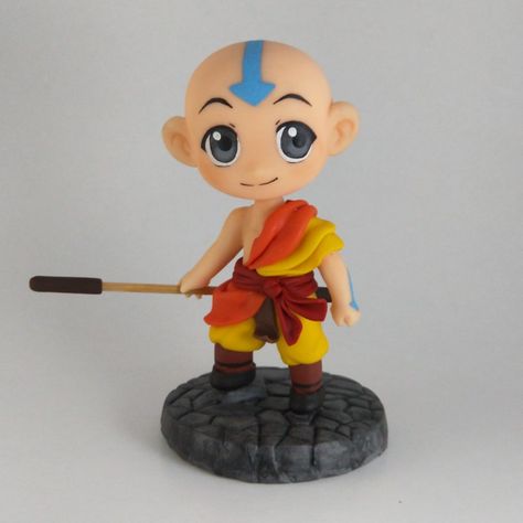 Aang 🌊🔥💨⛰️ #aang #avatar #avataralendadeaang #avatarthelastairbender #oultimomestredoar #airdryclay #biscuit #biscuitando #monk #biscuitandocomvivi #miniaturaspersonalizadas #handmade #feitoamao #animebiscuit #biscuitherois Avatar Polymer Clay, Avatar Clay Art, Avatar The Last Airbender Clay, Clay Toys, Aang Avatar, Polymer Clay Figures, Avatar Aang, Clay Figures, Pasta Flexible