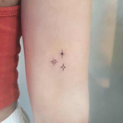 30+ Stunning Star Tattoo Design Ideas for Stellar Body Art - Tattoo Inspo Hub 3 Star Tattoos For Women, Twinkle Tattoo Stars, 3 Stars Tattoo, Delicate Tatoos, Three Sister Tattoos, Dainty Tats, Siblings Tattoo For 3, Star Tattoo On Shoulder, Best Star Tattoos