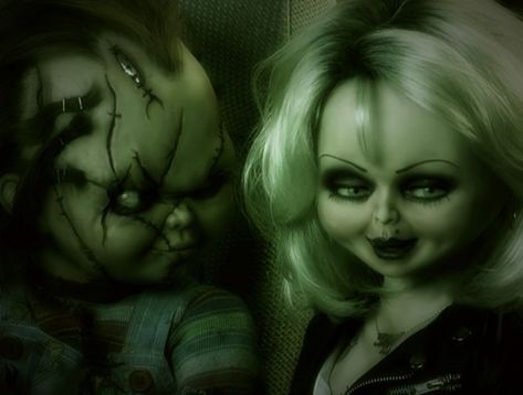 Chucky And Tiffany Matching Pfp, Chucky Bride Of Chucky, Chucky Pfp, Tiffany Bride Of Chucky, Chucky Bride, Chucky And Tiffany, Tiffany Bride, Tiffany Valentine, Chucky Movies