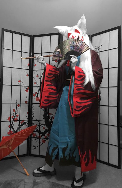 #kitsune #kitsunecosplay #cosplay Kitsune Clothes, Kitsune Man, Kitsune Outfit, Kitsune Costume, Male Kitsune, Kitsune Cosplay, Girl Base, Kitsune Mask, Mask Collection