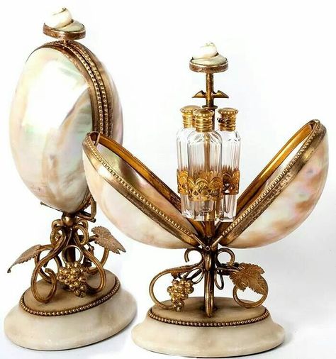 Perfume holder French Perfume, Beautiful Perfume Bottle, Antique Perfume Bottles, Beautiful Perfume, Antique Perfume, Scent Bottle, Vintage Perfume Bottles, Snuff Bottle, Vintage Perfume