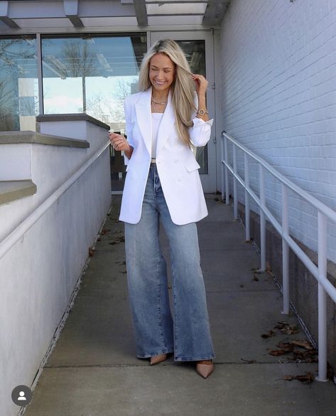 Linen Blazer Outfit Women, Linen Blazer Outfit, White Blazer Outfits, Linen Style Fashion, Chicago Trip, Wide Leg Jeans Outfit, Blazer Outfits Casual, Looks Jeans, Blazer Outfits For Women