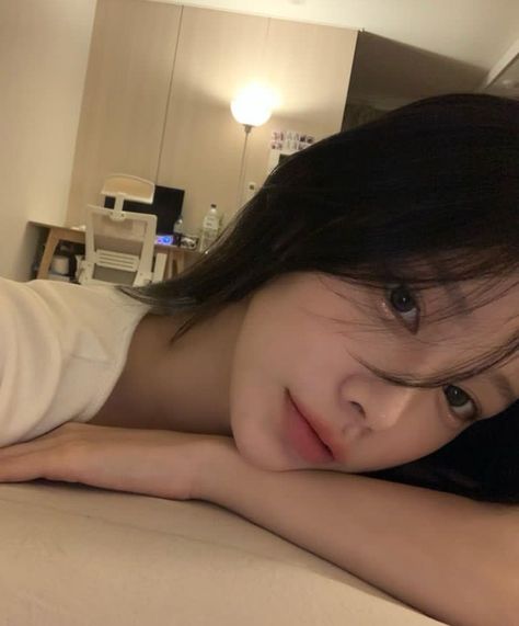 yuuhyemin on ig! girls icons and pfps Julia Ma, Speak Japanese, Kore Ulzzang, Windows To The Soul, Ig Girls, Check Please, Korean Picture, Korean Photo, Korean Face