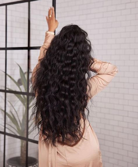 HAIR SO CHIC on Instagram: "Shop our Raw Indian Wavy bundles! 100% Raw Hair💖" Indian Hair Texture, Indian Wavy Hair, Wavy Bundles, Hair Indian, Wavy Curly Hair, Natural Waves, Raw Hair, Curly Girl Hairstyles, Long Curly Hair