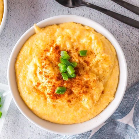 Jalapeno Cheese Grits Recipe, Southern Cookout, Jalapeno Cheese Grits, Cheesy Grits Recipe, Cheese Grits Recipe, Bbq Side Dish Recipes, Chipotle Cheese, Bbq Side Dish, Restless Chipotle