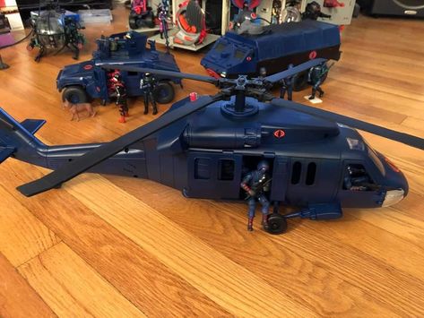 Gi Joe Vehicles, Animal Figurine Toys, Gi Joe Cobra, Aviation History, Animal Figurines, I Am Game, Gi Joe, Helicopter, Action Figures