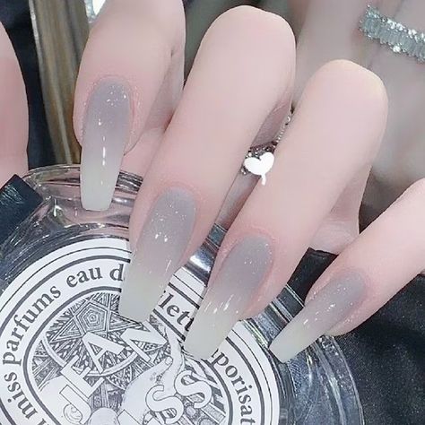 NailYui - Etsy Ombre Nails Gray, Nails Gray, Light Ombre, Daily Nails, Minimal Nails Art, Nails Ombre, Shape Names, Minimal Nails, Daily Nail