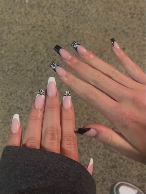 #halloween #bsfnails #matchingnails Halloween Matching Nails With Best Friend, Matching Bsf Nails French Tip, Halloween Nails With Initial, Matching Halloween Nails, Cute Matching Nails For Best Friends, Best Friends Nails Bff, Nails For Besties, Bsf Nails Matching, Bestie Nails Ideas