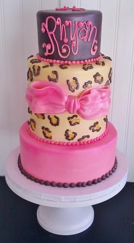 pink cheetah and bow birthday cake Bow Birthday Cake, Cheetah Print Cakes, Cheetah Cakes, Bow Birthday, Sweet 16 Cakes, 16 Cake, Party Hardy, Pink Cheetah, Bday Cake