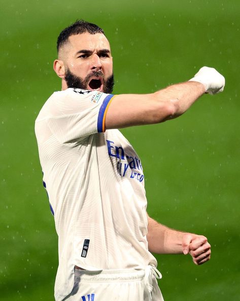 Real Madrid C.F. on Instagram: “🎖️ Our #UCL player of the week! 🤩 El j̶u̶g̶a̶d̶o̶r̶ genio de la semana en Champions... #RealFootball” Kareem Benzema, Uefa Super Cup, Real Madrid Players, Football Wallpaper, Summer Season, Real Madrid, Madrid, Men's Polo Shirt, Instagram Profile