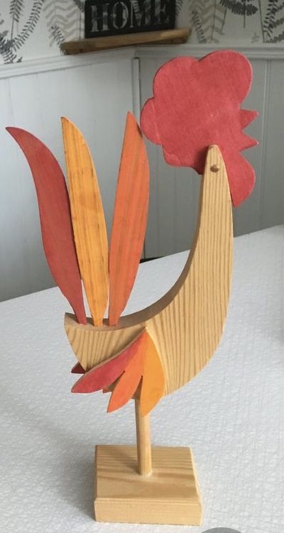 Wood Yard Art, Wood Craft Patterns, Scroll Saw Patterns Free, Wooden Toys Plans, Clay Wall Art, Wood Animal, Wood Carving Designs, Scrap Wood Projects, Dog Crafts