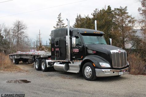 Peterbilt 386, Peterbilt 579, Logging Equipment, Heavy Construction Equipment, Custom Big Rigs, Built Truck, Peterbilt Trucks, Big Rig Trucks, Long Road