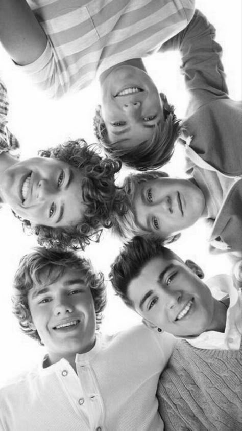 One Direction Wallpaper Iphone, One Directiom, One Direction Photoshoot, One Direction Group, One Direction Collage, One Direction Lockscreen, 1d Day, One Direction Images, One Direction Wallpaper