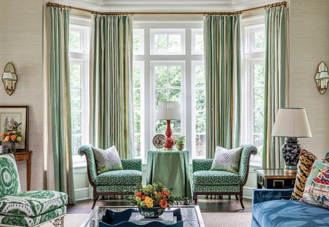 Mallory Mathison, Sarah Vaughn, Southern Home Magazine, Formal Living Room, Paper Lampshade, Classic Living Room, E Magazine, Pink Chair, Girl’s Room