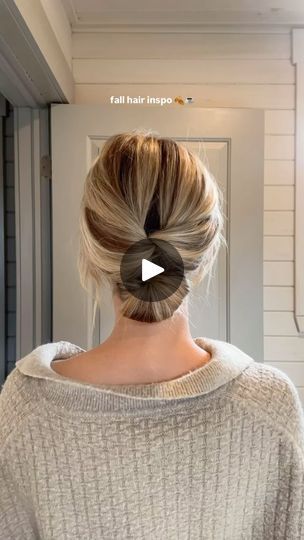 Hairstyles Bubble, Bubble Braids, Easy Bun Hairstyles, Hairstyles Videos, Peinados Recogidos, Greasy Hair Hairstyles, Pinterest Hair, Work Hairstyles, Penteado Cabelo Curto