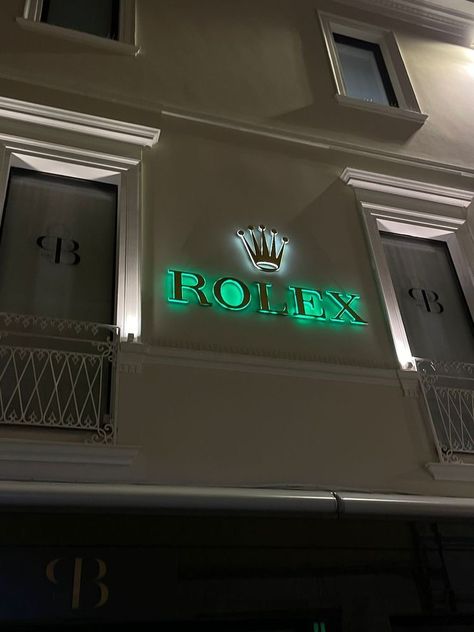 Pesaro Italy, Rolex Shop, Shop Door, Shop Doors, An Aesthetic, Famous Brands, Rolex, Italy, Gold