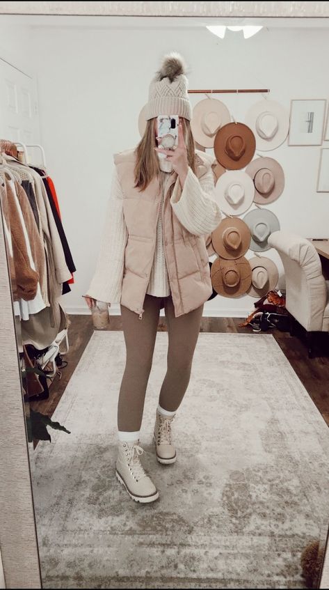 Puffer Gilet Outfit, Cream Gilet Outfit, Puffer Vest Outfit Street Style, White Puffer Gilet, Chic Beige Long Sleeve Puffer Jacket, Beige Puffer Gilet, Longline Puffer Gilet, Gilet Outfit Women, Gilet Outfit