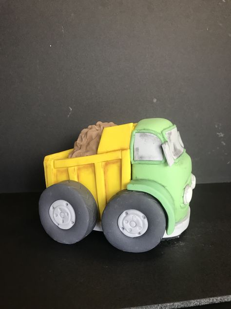 Dump Truck Cake, Cake Truck, Dump Truck Cakes, Truck Cake Topper, Truck Tattoo, Shabby Chic Colors, Firetruck Birthday Party, Modelling Ideas, Truck Cake