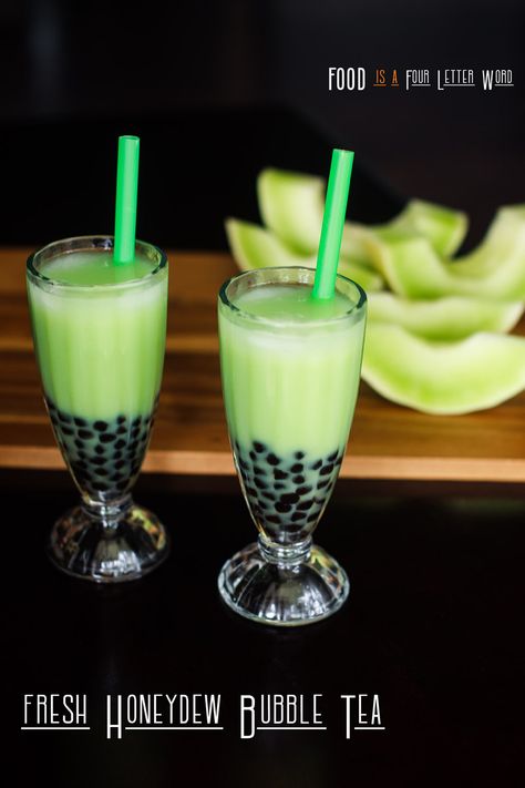 Honeydew Boba Tea Recipe, Honeydew Bubble Tea, Honeydew Milk Tea Recipe, Matcha Bubble Tea Recipe, Boba Ideas, Fantasy Cookbook, Honeydew Boba, Honeydew Milk Tea, Fantasy Cafe