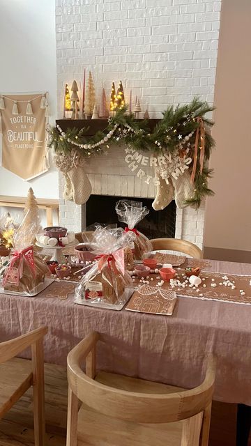 Classy Gingerbread Decorations, Whimsical Christmas Birthday Party, Neutral Gingerbread Decor, Pottery Barn Gingerbread House, Anthropologie Gingerbread Garland, Anthropologie Christmas, Christmas Tree Inspo, Target Christmas, Bohemian Christmas