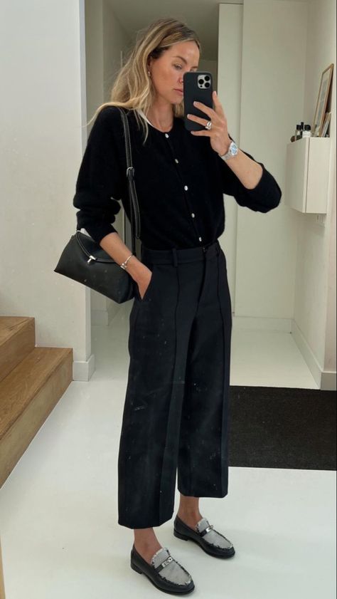 Black Work Outfit, Class Outfits, Luxury Street Style, Street Style Bags, Office Outfits Women, Minimal Chic, 가을 패션, Office Outfits, Work Fashion