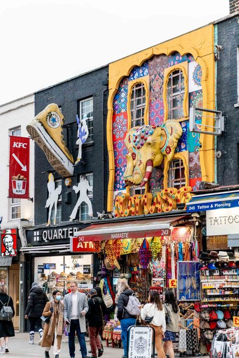 London Photo Ideas, Camden Street, London Shops, Umbrella Street, Camden London, London Itinerary, Camden Markets, Day Trips From London, London Attractions