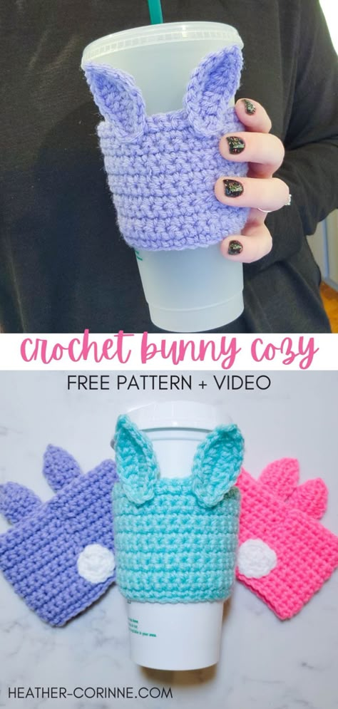 Pinterest graphic for the Crochet Bunny Cozy. Top image: Hand holding the light jasmine cozy on a venti ice coffee mug. Bottom image: three cozies in three colors: Purple, blue and pink. Crochet Koozie, Easter Crochet Patterns Free, Crochet Easter Basket, Crochet Mug Cozy, Crochet Coffee Cozy, Crochet Cup Cozy, Cozy Crochet Patterns, Crochet Cozy, Crochet Bunny Pattern