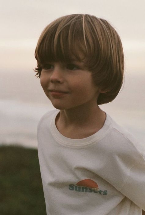 Toddler Boy Long Hair, Mushroom Haircut, Kids Hairstyles Boys, Toddler Hairstyles Boy, Baby Haircut, Toddler Haircuts, Boy Haircuts Long, Bowl Haircuts