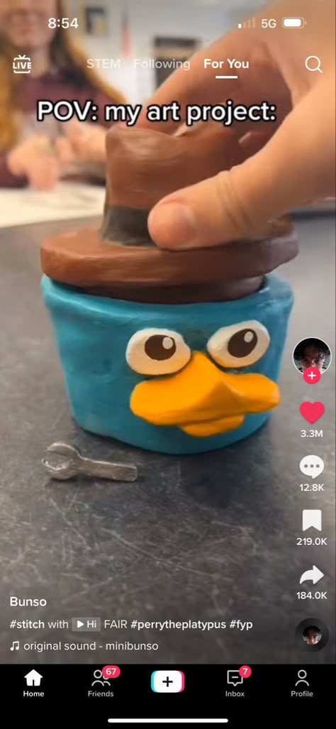 Phineas Y Ferb, Perry The Platypus, Clay Diy Projects, Pinch Pots, Phineas And Ferb, Clay Stuff, Pottery Crafts, Cute Clay, Ceramics Pottery Art