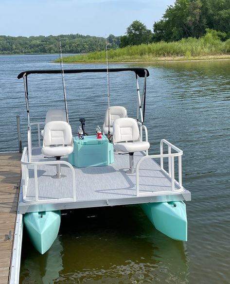 Tigershark Mini Pontoon small pontoon Pontoon Boat Party, Mini Pontoon Boats, Small Pontoon Boats, Fishing Pontoon Boats, Pontoon Boats For Sale, Pontoon Houseboat, Pontoon Boat Accessories, Small Fishing Boats, Build Your Own Boat