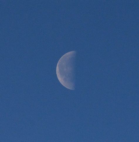 Moon Last Quarter, Last Quarter Moon, Early Morning Sky, Morning Moon, Quarter Moon, Morning Sky, In The Deep, The Deep, Early Morning