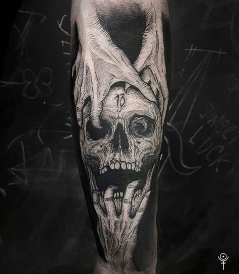 Screaming Skull Tattoo, Sickness Tattoo, Skull Tattoo Arm, Skull Arm Tattoo, Bw Tattoo, Sick Tattoos, Feminine Skull Tattoos, Skull Sleeve Tattoos, Skull Sleeve