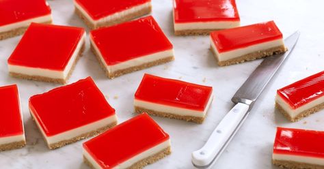 This pretty jelly slice by taste member, 'bird55' is perfect for morning or afternoon tea. Raspberry Slice, Vanilla Slice Recipe, Cakes Fancy, Peppermint Slice, Jelly Cheesecake, Jelly Slice, Slice Recipes, No Bake Slices, Slice Recipe