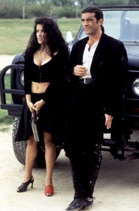 salma hayek & antonio banderas Women Of The 90s, Selma Hayek, Robert Rodriguez, Salma Hayek, The 90s, Costume Ideas, Halloween Costumes, Favorite Movies, Hollywood