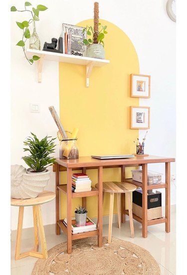 Accent Wall For Yellow Room, Light Yellow Office Walls, Wall Color Ideas Office, Office Colour Scheme Work Spaces, Yellow Accent Wall Office, Home Office Yellow Walls, Yellow Wall Ideas, Yellow Home Office Ideas, Yellow Wall Accent