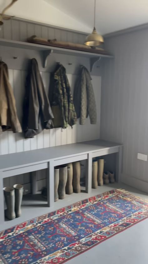 L Shaped Boot Room, Narrow Boot Room, Panelled Boot Room, Bootroom Bench, Coat Room Ideas, Small Boot Room Ideas, Cottage Style Mudroom, Mud Hall, Boot Room Ideas