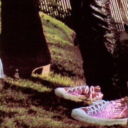 Roger Taylor's Pink Shoes, Roger Taylor Pink Converse, Roger Taylor Aesthetic, Pink Sparkly Shoes, Queen Concert, Sparkly Converse, Queen Drummer, Queen Humor, Borhap Cast