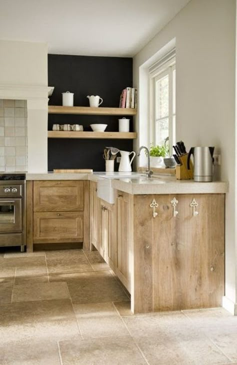 rustic wood kitchen lower cabinets Dapur Skandinavia, Natural Wood Kitchen Cabinets, Natural Wood Kitchen, Best Farmhouse, Kabinet Dapur, Oak Kitchen Cabinets, Kitchen Colour Schemes, New Kitchen Cabinets, Wood Kitchen Cabinets