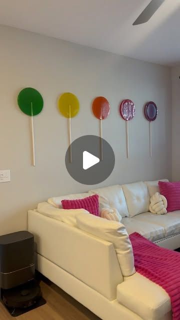 Giant Gumdrops Diy, Fake Candy Decorations Diy, Fake Candy Decorations, Candy Themed Bedroom, Christmas Diy Decor Ideas, Candy Room, Giant Lollipops, Candy Decorations Diy, Escape Room Ideas