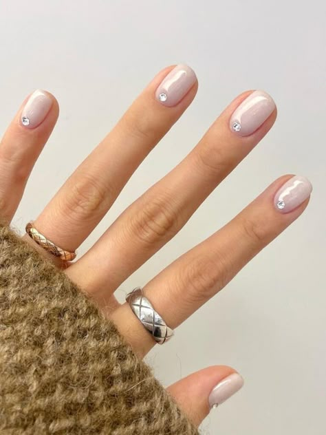 White Short Nails, Milky White Nails, Plaid Nail Designs, White Gel Nails, Milky Nails, Minimalist Nail Art, Plaid Nails, Nails Now, Blush Nails