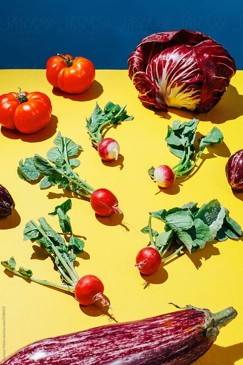 Still Life Vegetables Photography, Grocery Photography, Vegetable Photos, Counter Culture Coffee, Food Shoot, Vegetables Photography, Food Ad, Juice Branding, Veggie Dinner