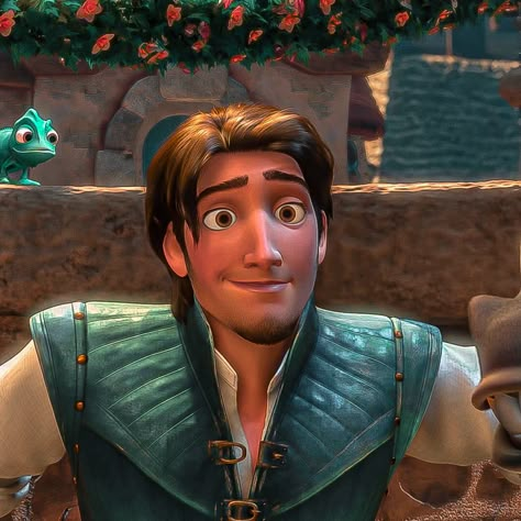 Prince In Rapunzel, Prince In Disney, Finn Ryder Tangled, Rupanzel And Flynn Matching Pfp, Prince From Disney, Prince Disney Cartoon, Flynn Rider Looking At Rapunzel, Rapanzul Prince, Flint Rider Tangled