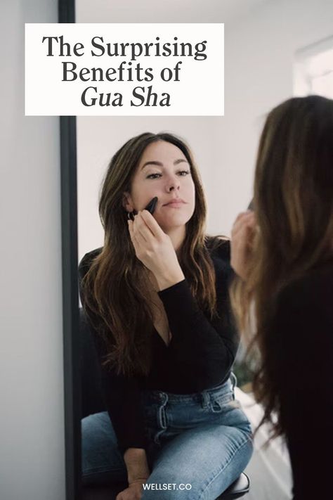 The surprising benefits of gua sha facials #skincare #beauty #tmj #facelift #naturalskincare Benefits Of Guasha, Benefits Of Gua Sha, Gua Sha Benefits, Gua Sha Facial, Collagen Benefits, Wellness Trends, Microblading Eyebrows, Puffy Eyes, Traditional Chinese Medicine