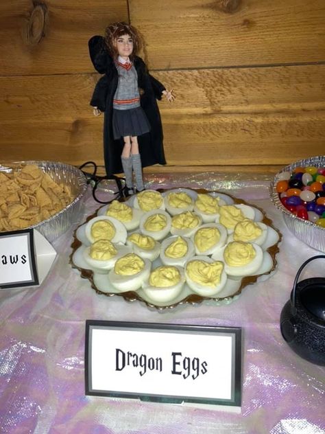 Harry Potter party Harry Potter Birthday Party Ideas Games Sorting Hat, Mandrake Pigs In A Blanket, Hp Bday Ideas, Harry Potter 9th Birthday Party, Harry Potter Swim Party, Harry Potter Snack Table, Harry Potter Wedding Food, Food For Harry Potter Party, Harry Potter Party Halloween