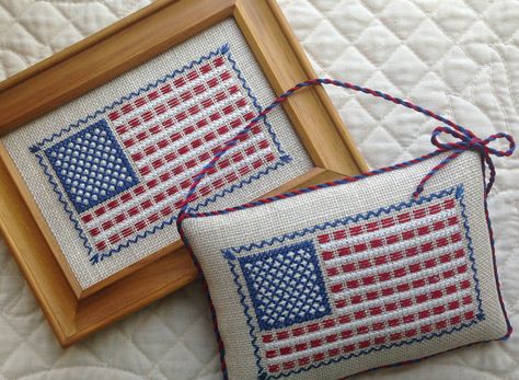 Flag Cross Stitch, Cross Stitch Pattern Maker, Water Soluble Fabric, Cross Stitch Freebies, Swedish Weaving, Pattern Maker, Pillow Tutorial, Cross Stitch Finishing, Patriotic Crafts