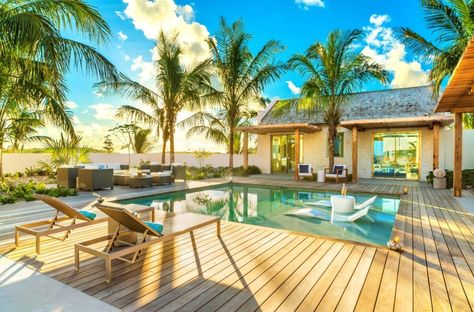 Five New Caribbean Villas to Book Now Luxury Places, Harbour Island Bahamas, Caribbean Villas, Caribbean Resort, Summer Luxury, Harbour Island, Luxury Villa Rentals, Caribbean Beaches, Grand Cayman