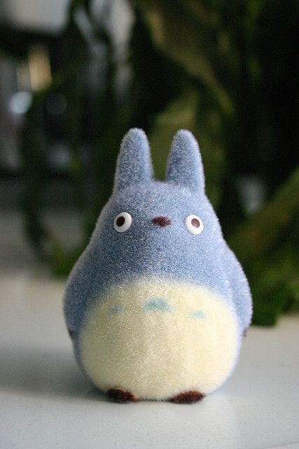 Totoro Blue Totoro, Totoro Diy, Neighbor Totoro, Super Kawaii, Needle Felting Projects, Ghibli Art, My Neighbor Totoro, Japanese Animation, Needle Felted Animals